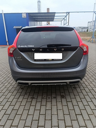 VOLVO V60 СС